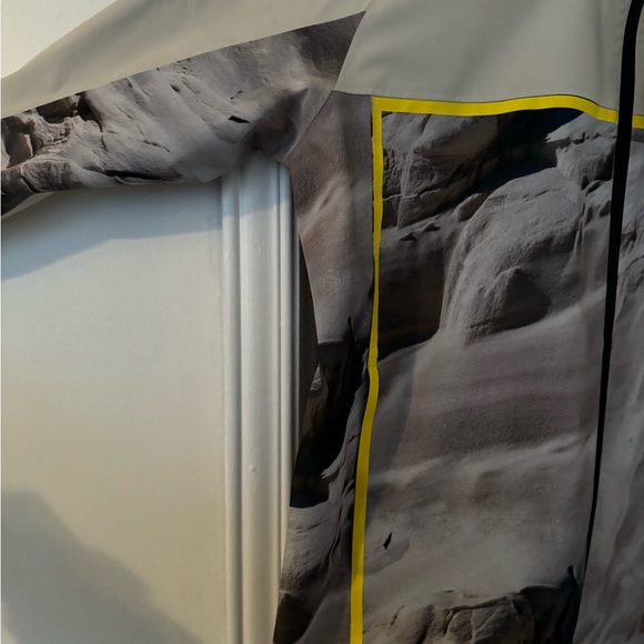 adidas Terrex National Geographic RAIN.RDY Jacket - Picture 3 of 7